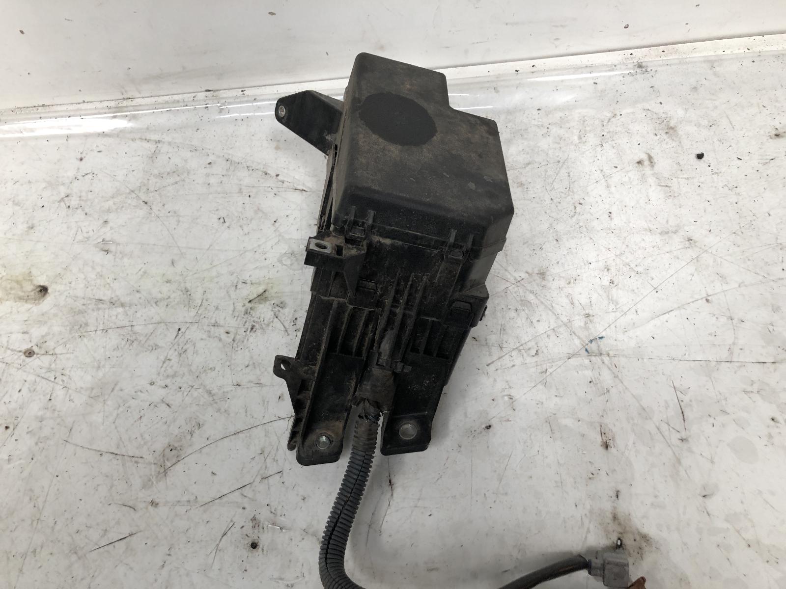 View Auto part Fuse Box Toyota Rav4 2007