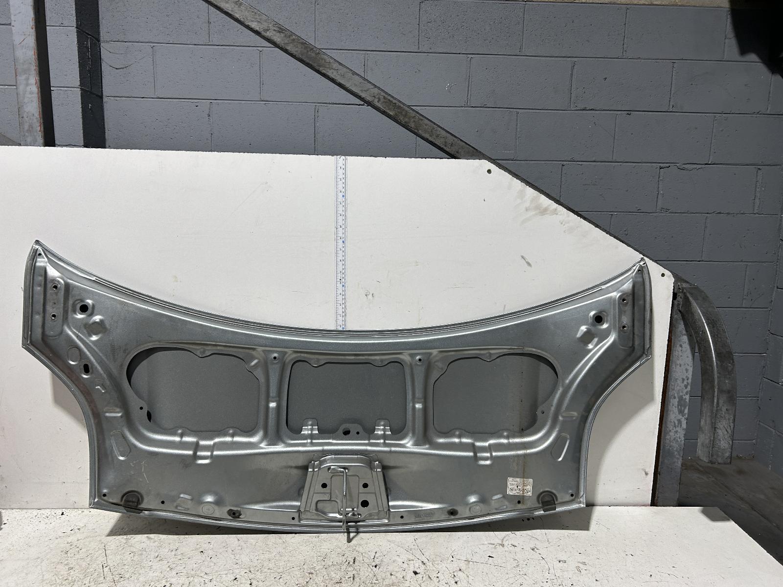 View Auto part Bonnet Toyota Yaris 2008