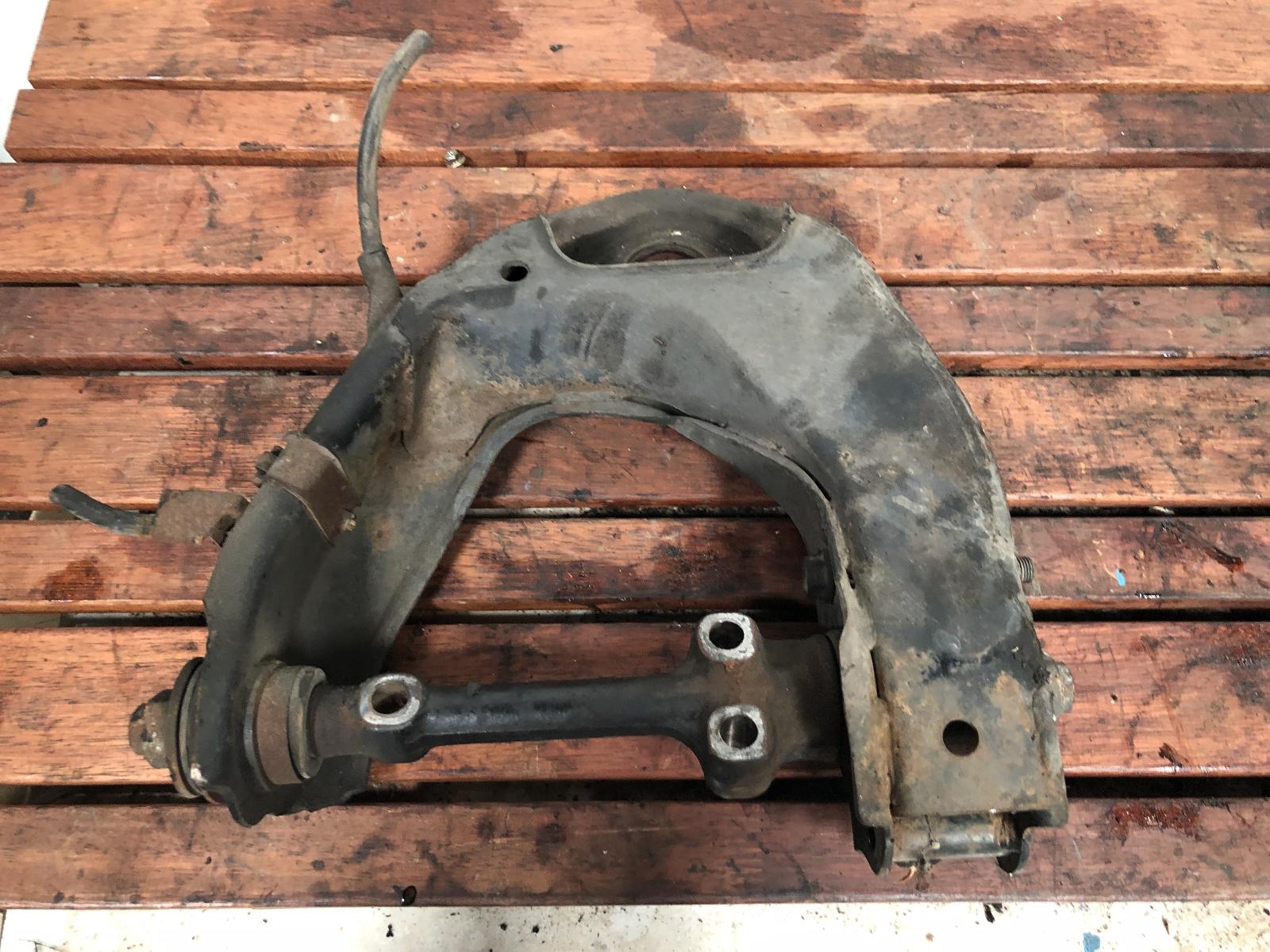 View Auto part Left Front Upper Control Arm Toyota Hilux 2004