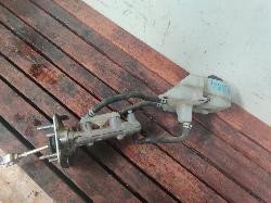 View Auto part Master Cylinder Toyota Prius 2004