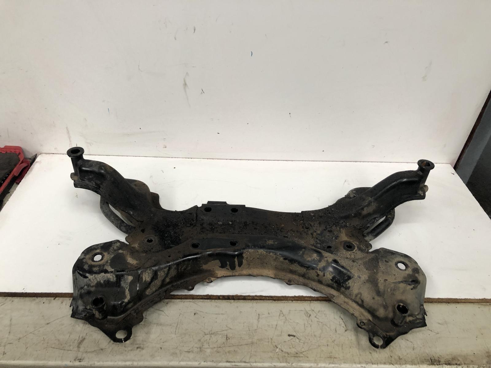 View Auto part R Beam/Cradle/Xmembr Toyota Rav4 2016