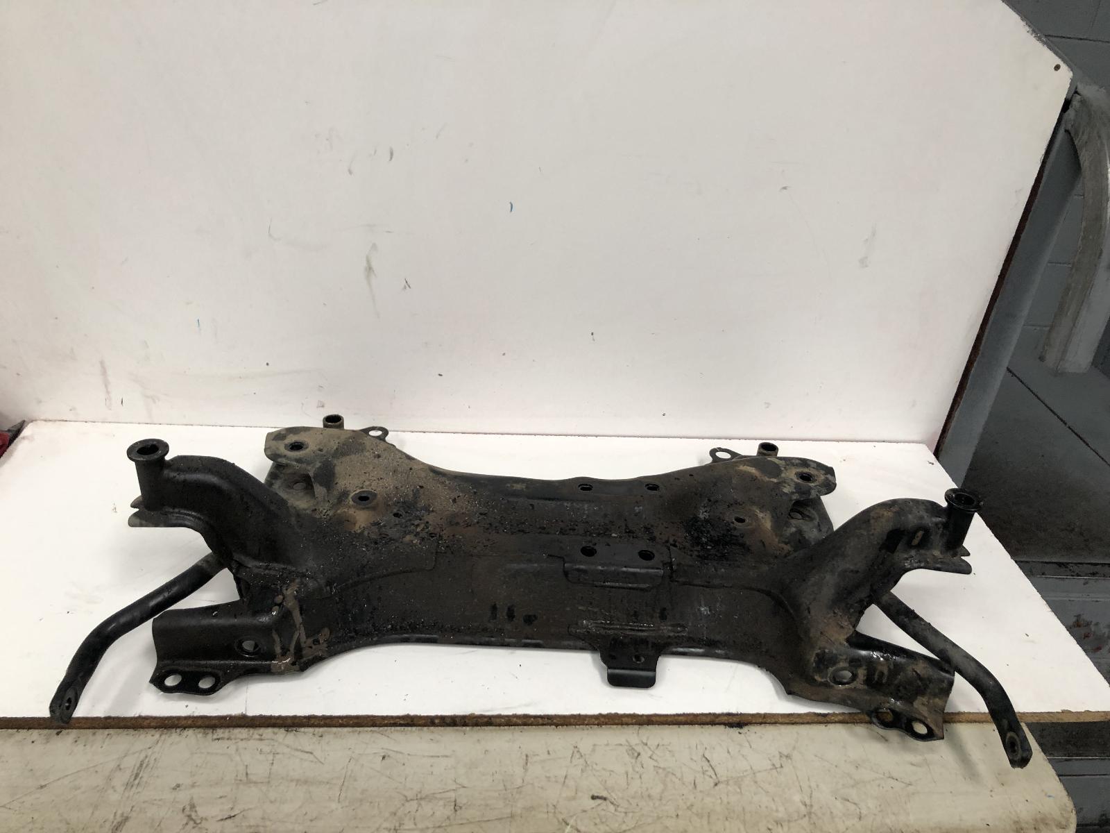 View Auto part R Beam/Cradle/Xmembr Toyota Rav4 2016