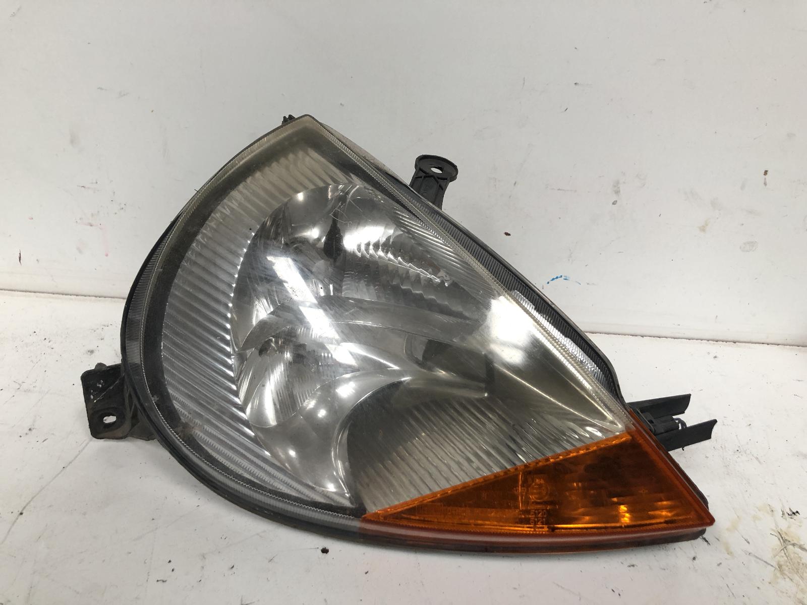 View Auto part Right Headlamp Ford Ka 1999