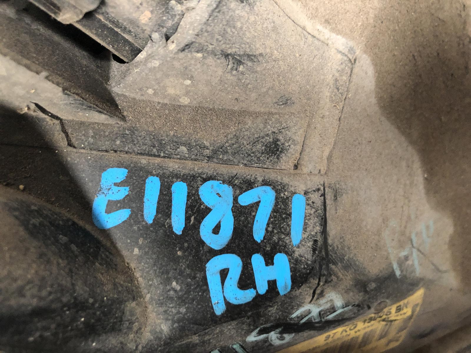 View Auto part Right Headlamp Ford Ka 1999