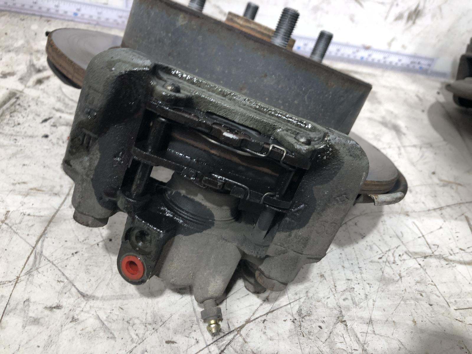 View Auto part Right Rear Hub Assembly Toyota Corolla 2004