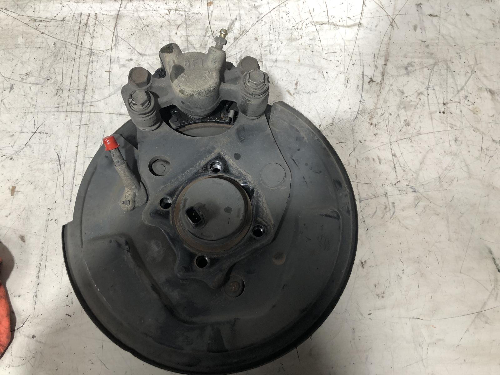 View Auto part Right Rear Hub Assembly Toyota Corolla 2004