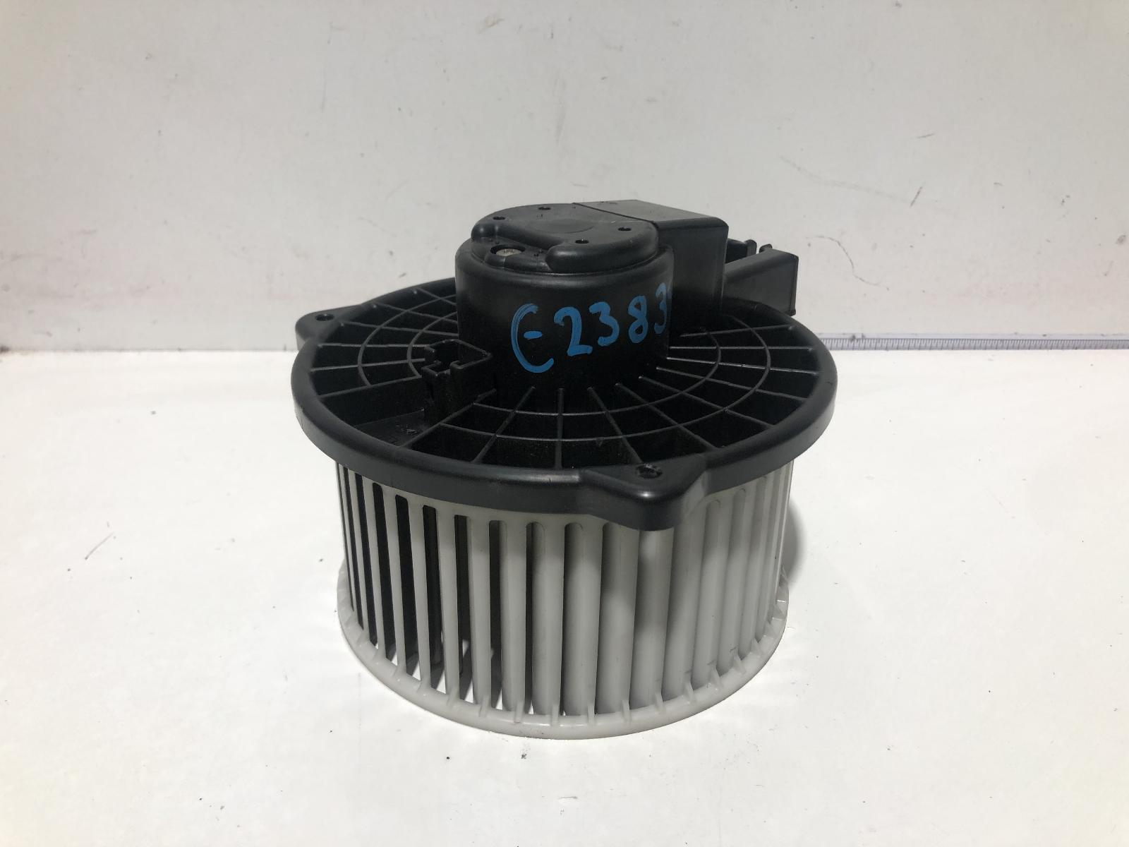 View Auto part Heater Fan Motor Mazda 6 2011