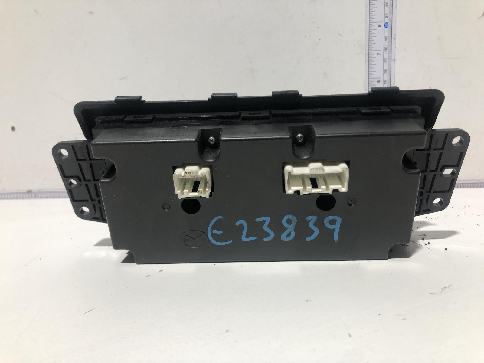 View Auto part Heater/Ac Controls Mazda 6 2011