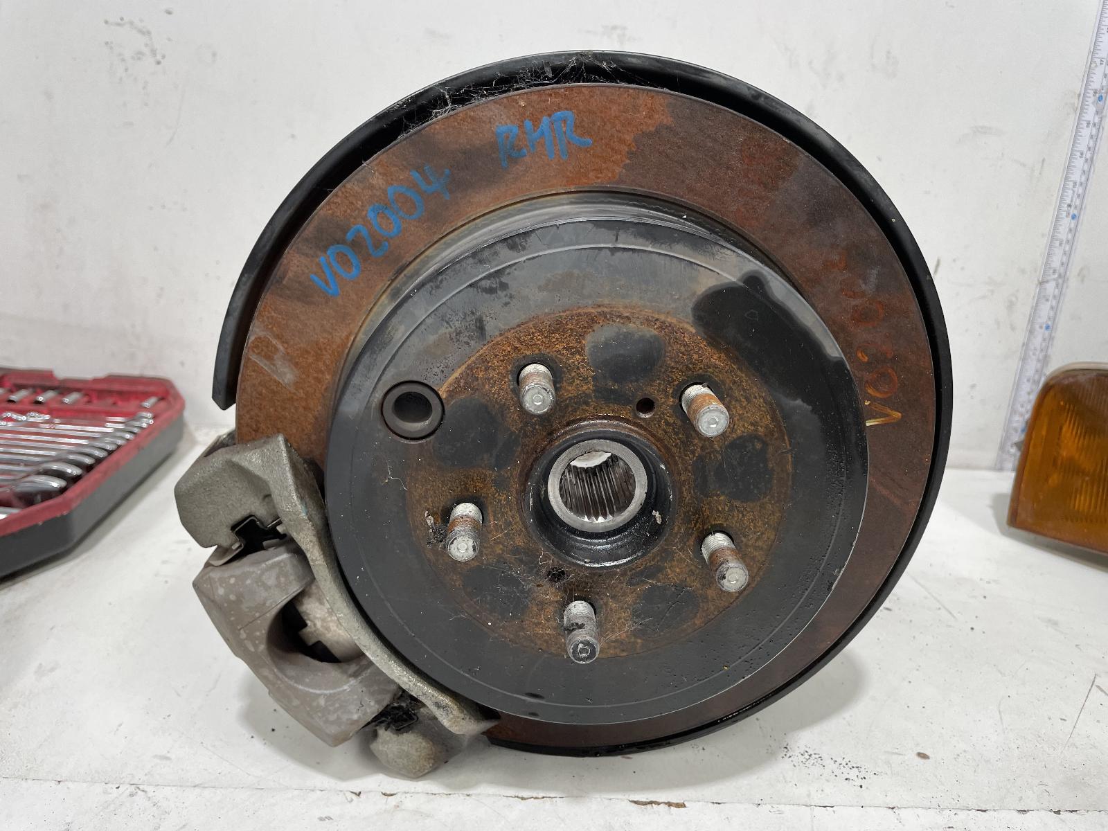 View Auto part Right Rear Hub Assembly Toyota 86 2014