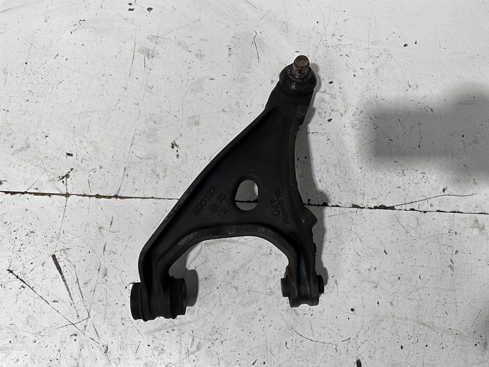 View Auto part Right Rear Trailing Arm Toyota 86 2014