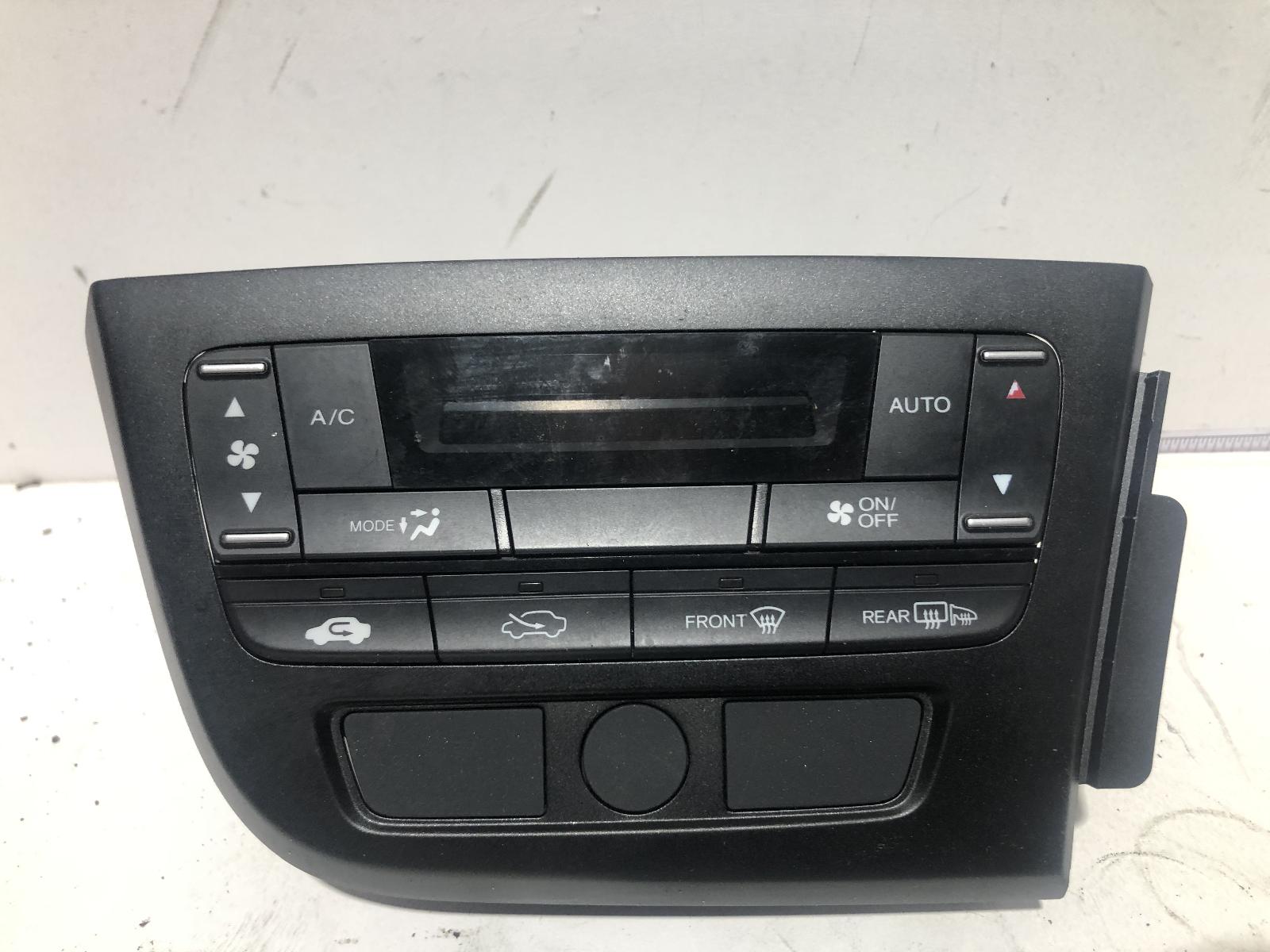 View Auto part Heater/Ac Controls Honda Civic 2015