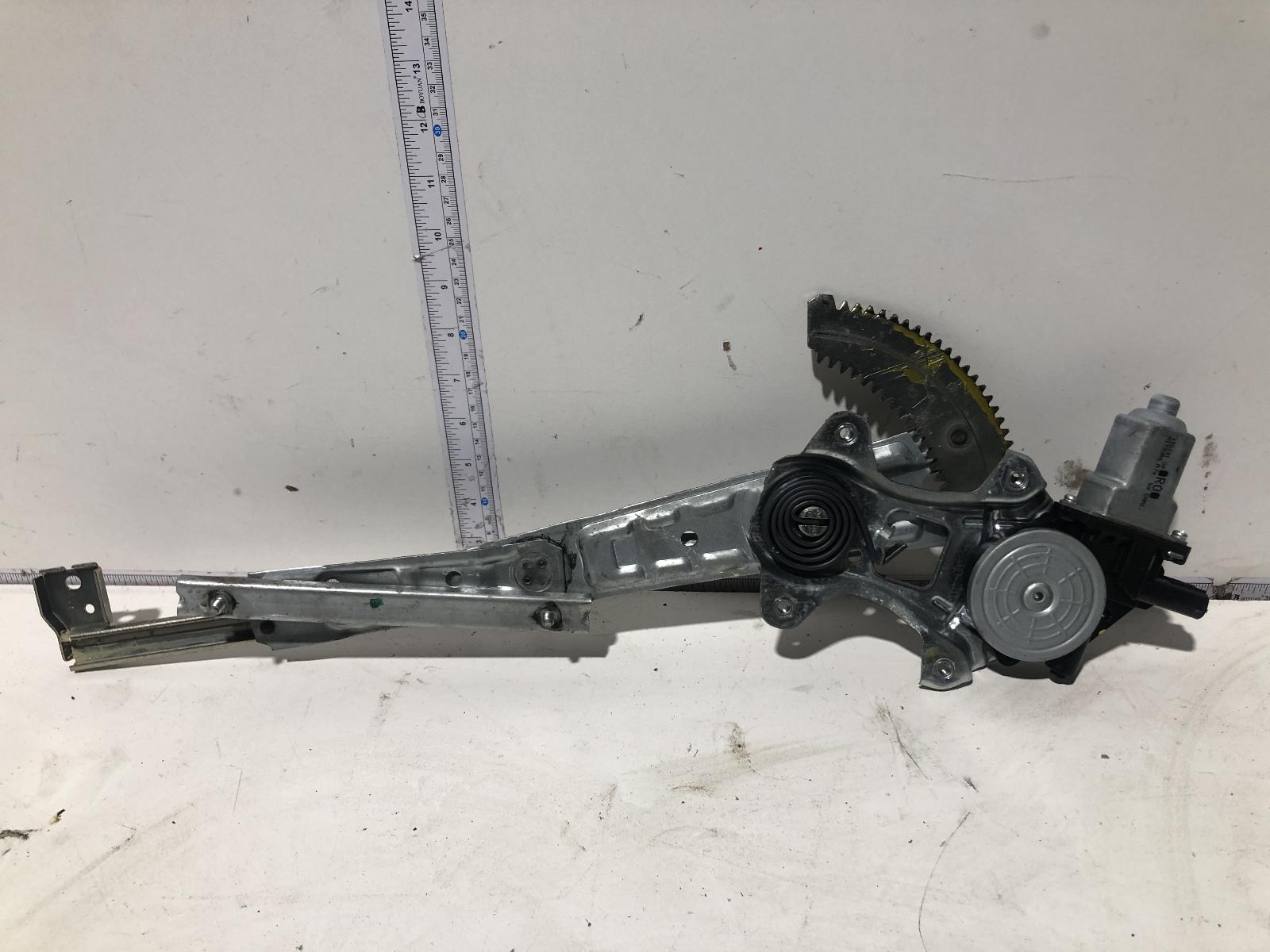 View Auto part Left Front Window Reg/Motor Honda Civic 2015