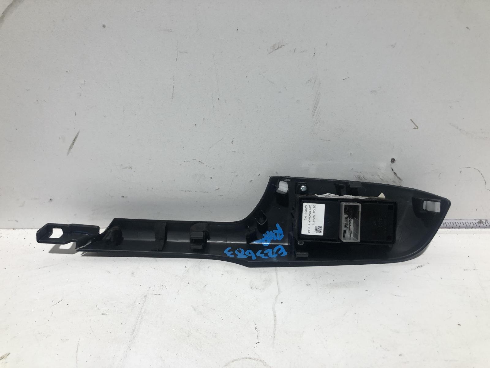 View Auto part Pwr Dr Wind Switch Honda Civic 2015