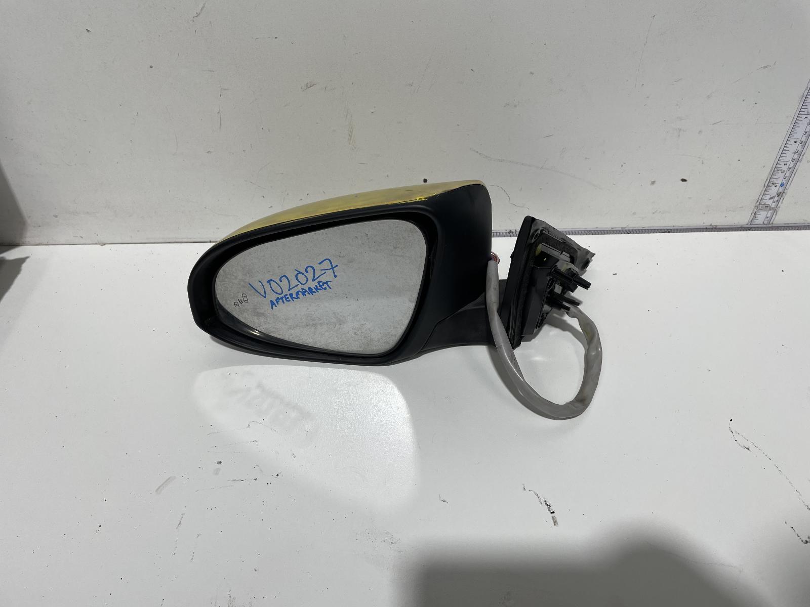 View Auto part Left Door Mirror Toyota Camry 2012