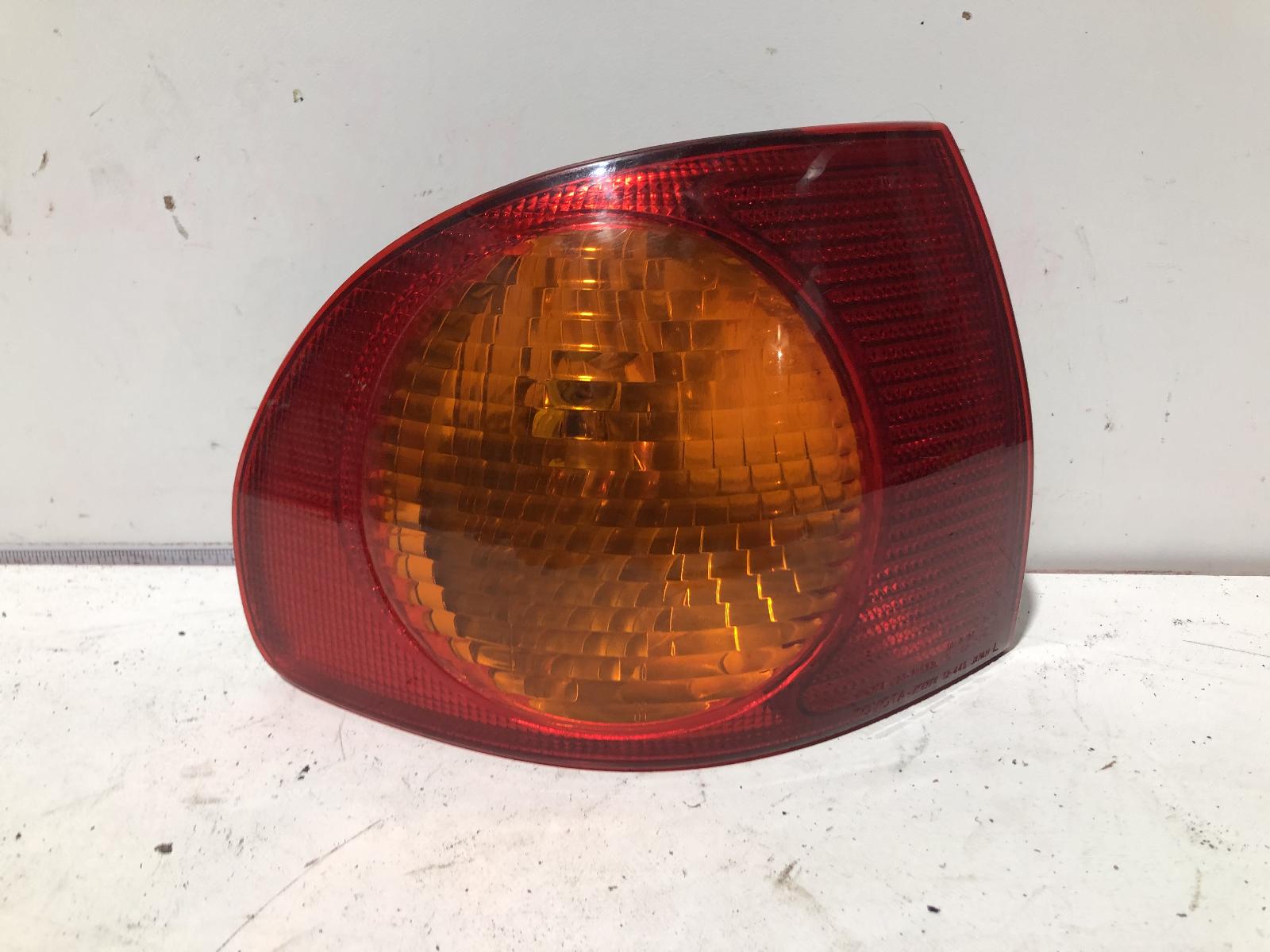 View Auto part Left Taillight Toyota Corolla 2000