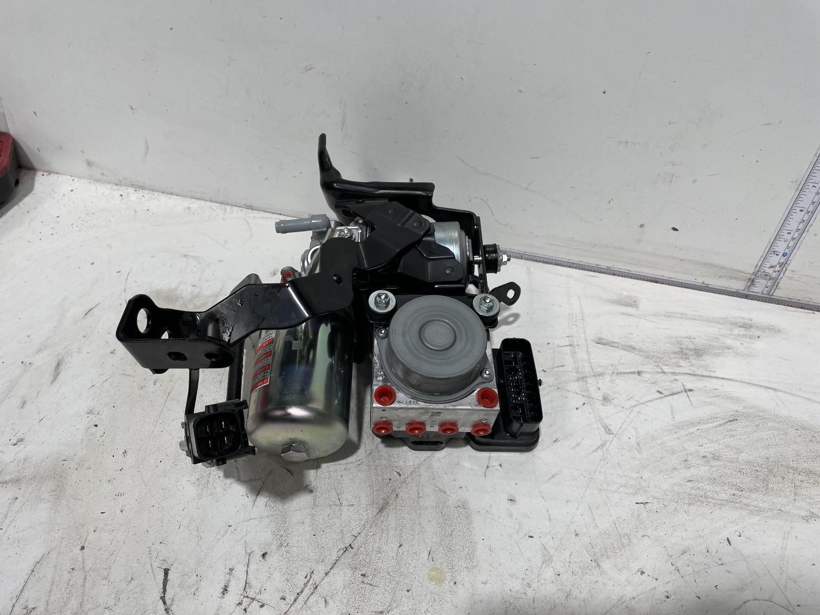 View Auto part Abs Pump/Modulator Toyota Corolla 2020