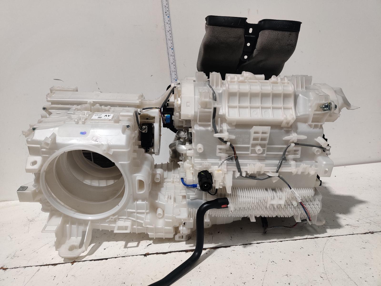 View Auto part Heater Core/Box Toyota Corolla 2020