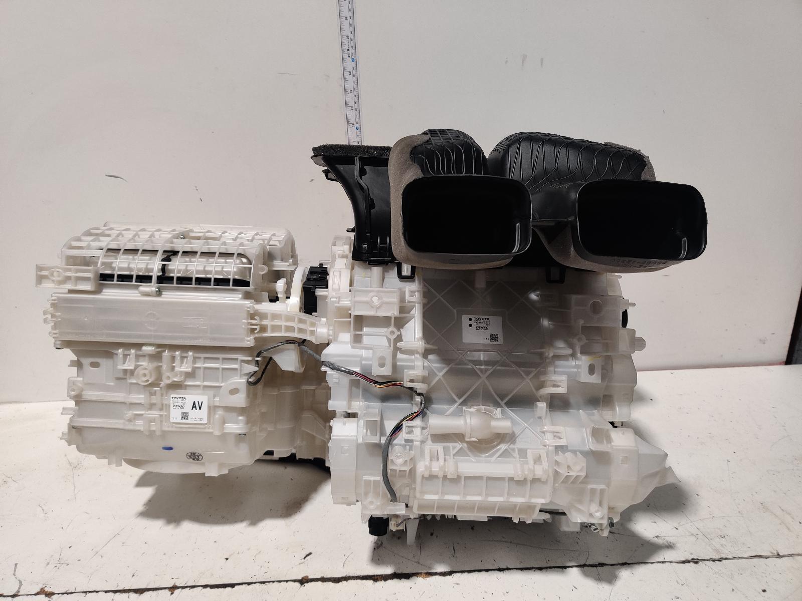 View Auto part Heater Core/Box Toyota Corolla 2020