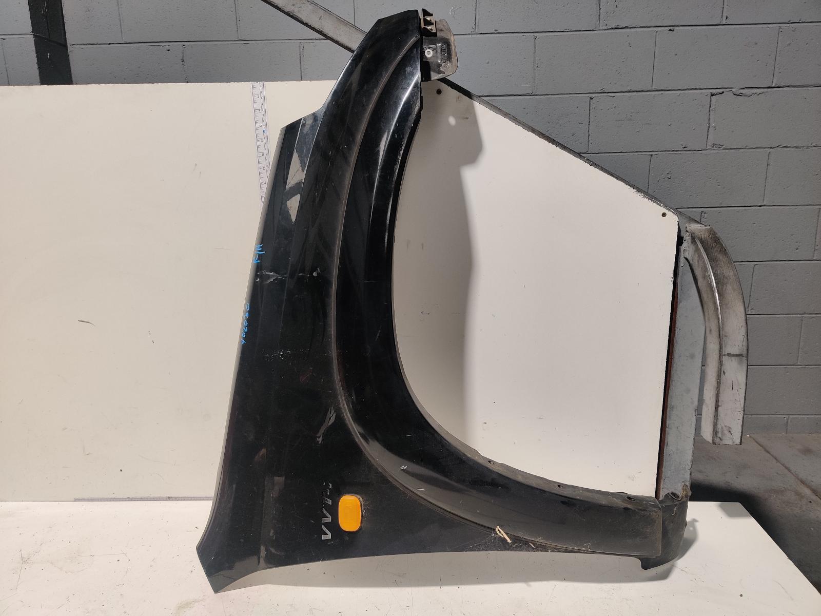 2002 Toyota Rav4 Right Guard View Auto part Right Guard Toyota Rav4 2002