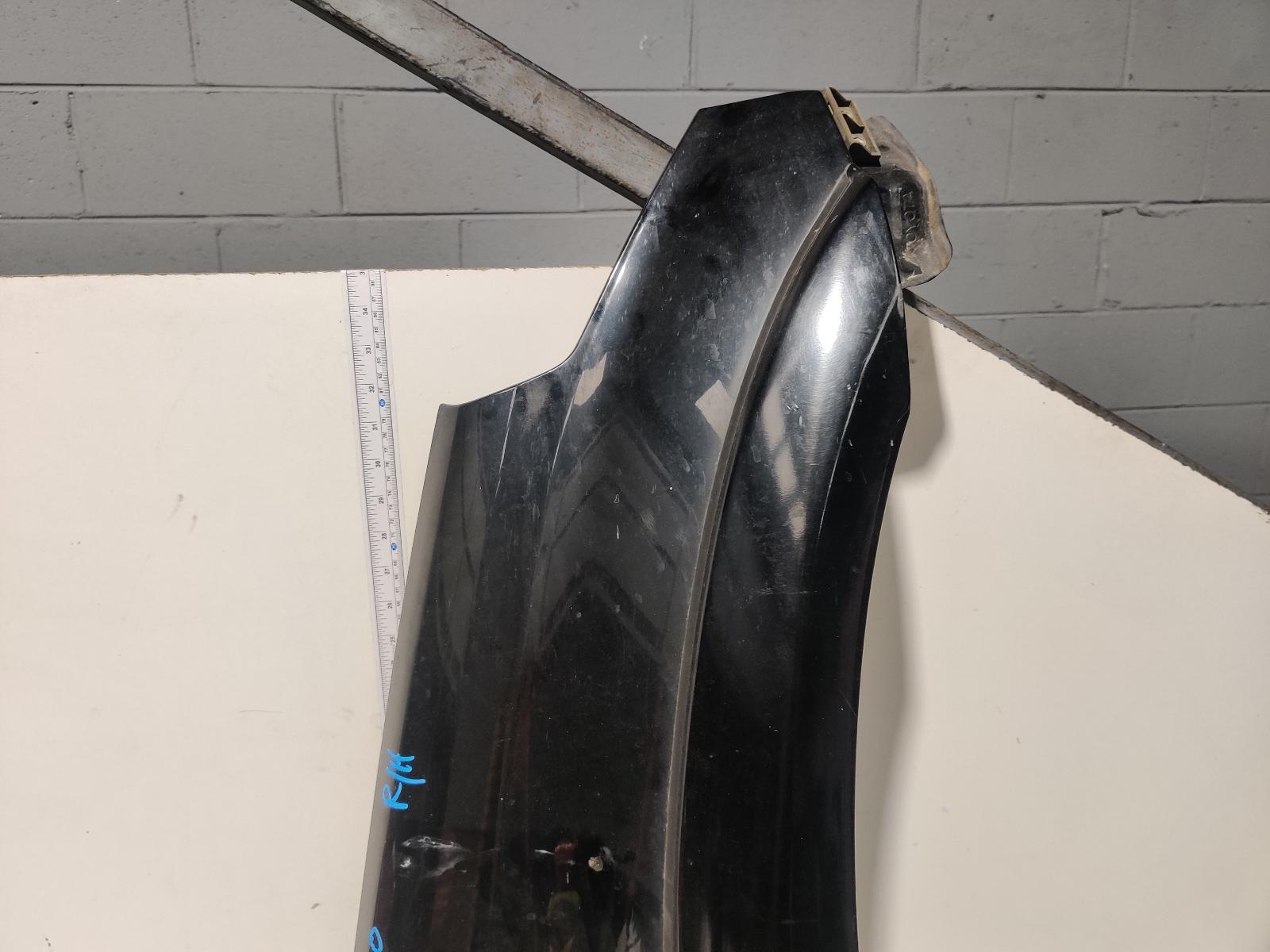2002 Toyota Rav4 Right Guard View Auto part Right Guard Toyota Rav4 2002