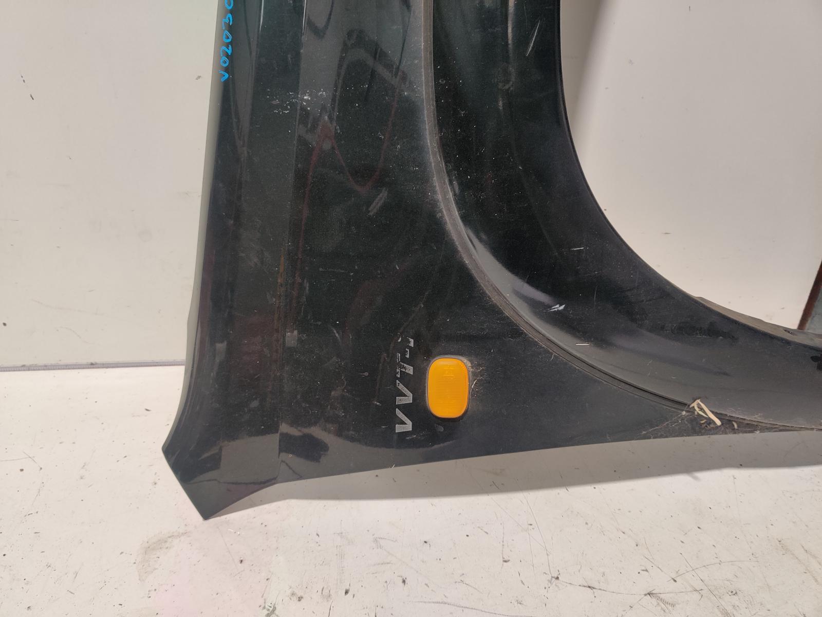 2002 Toyota Rav4 Right Guard View Auto part Right Guard Toyota Rav4 2002