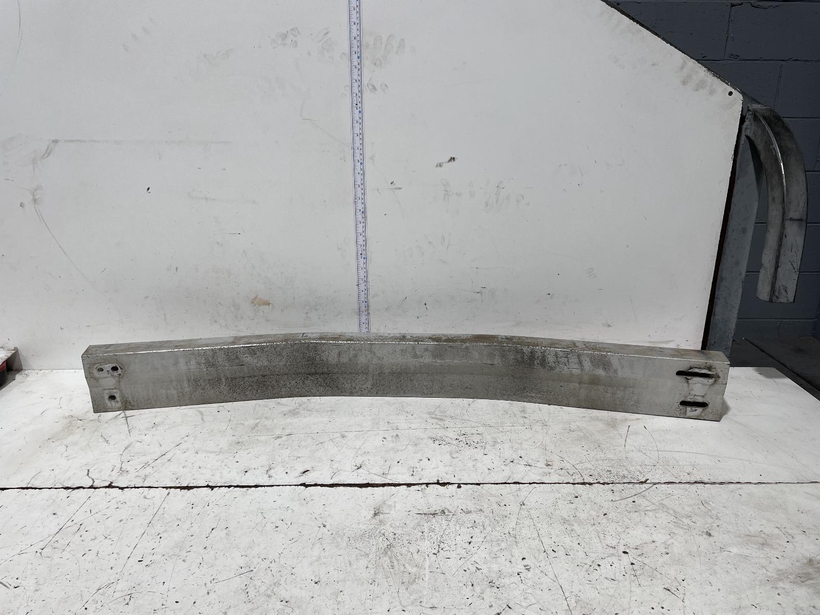 View Auto part R/Bar Bracket/Reinfo Toyota Kluger 2012