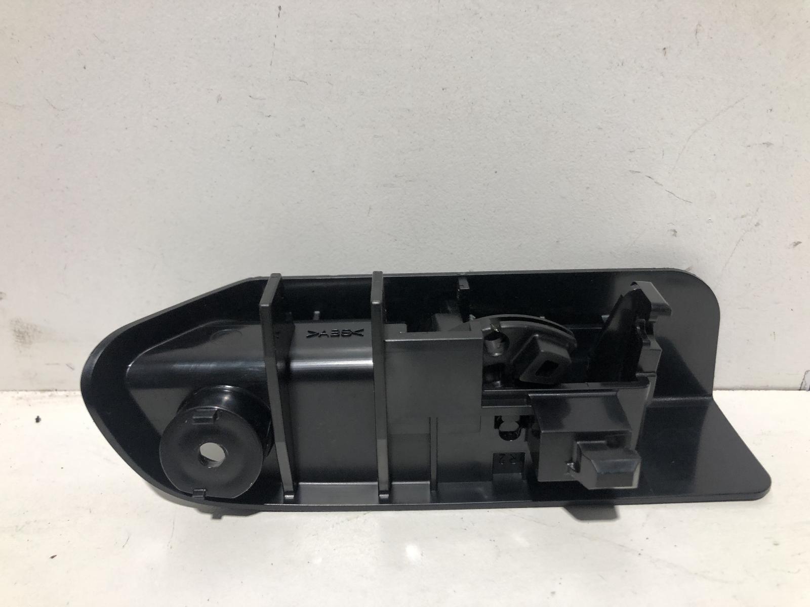 View Auto part Misc Switch/Relay Toyota Corolla 2020