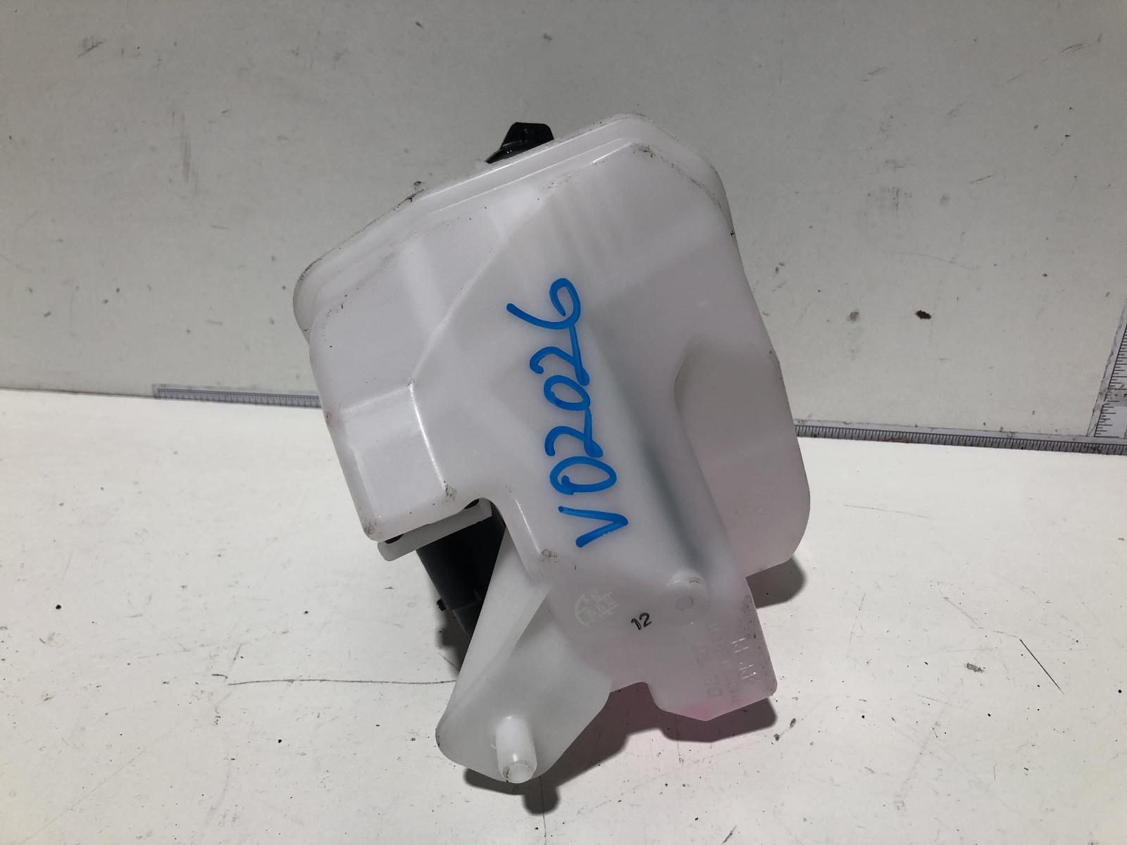 View Auto part Overflow Bottle Toyota Corolla 2020