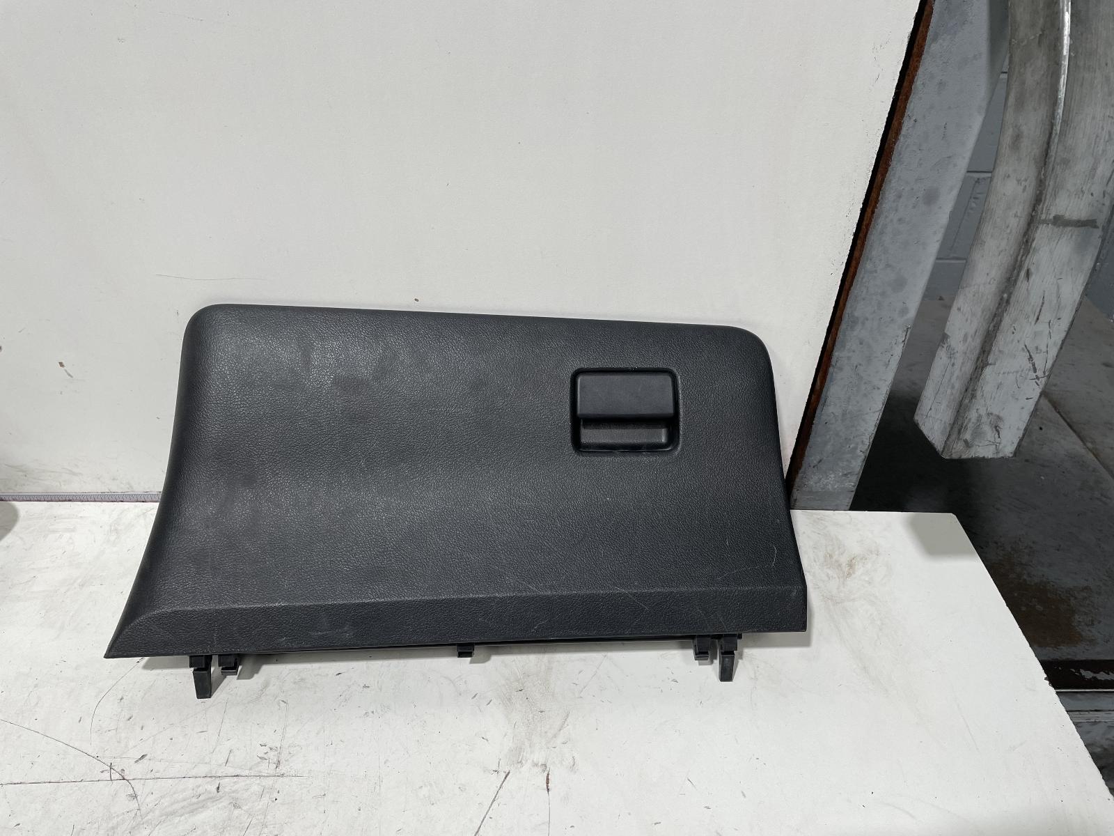 View Auto part Glove Box Toyota Yaris 2012