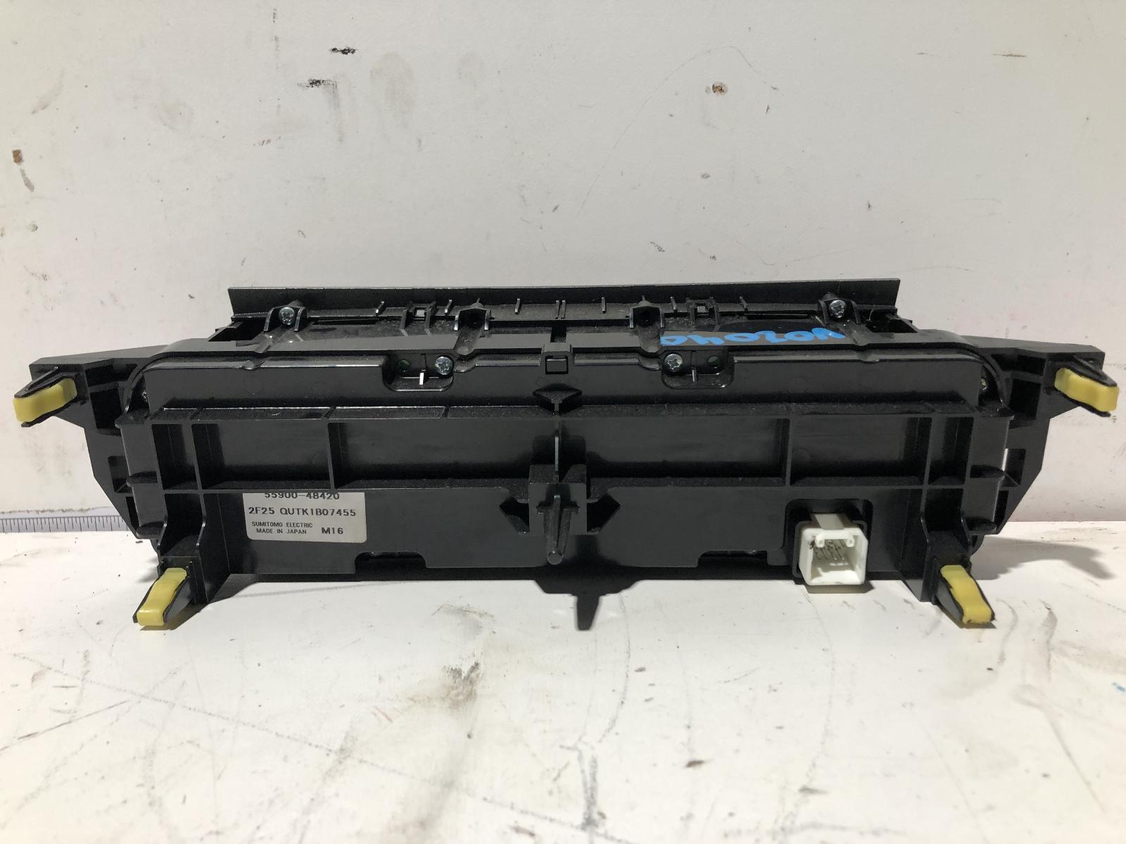 View Auto part Heater/Ac Controls Toyota Kluger 2012