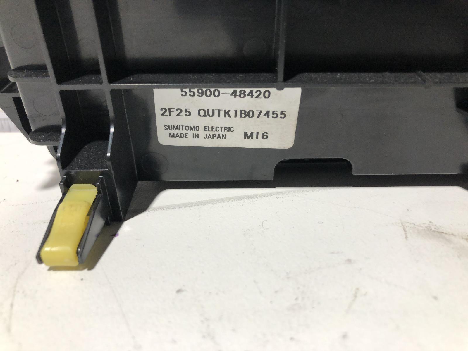 View Auto part Heater/Ac Controls Toyota Kluger 2012