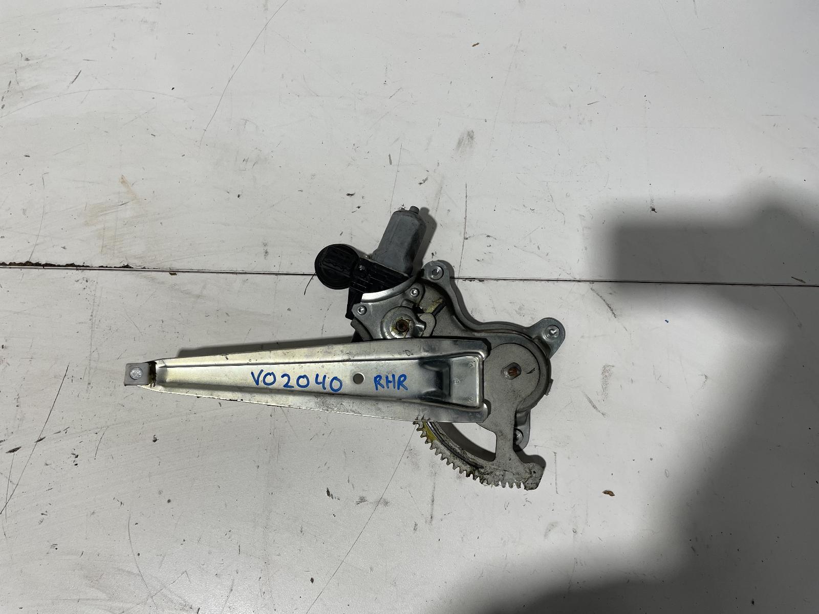 View Auto part Right Rear Wnd Reg/Motor Toyota Kluger 2012