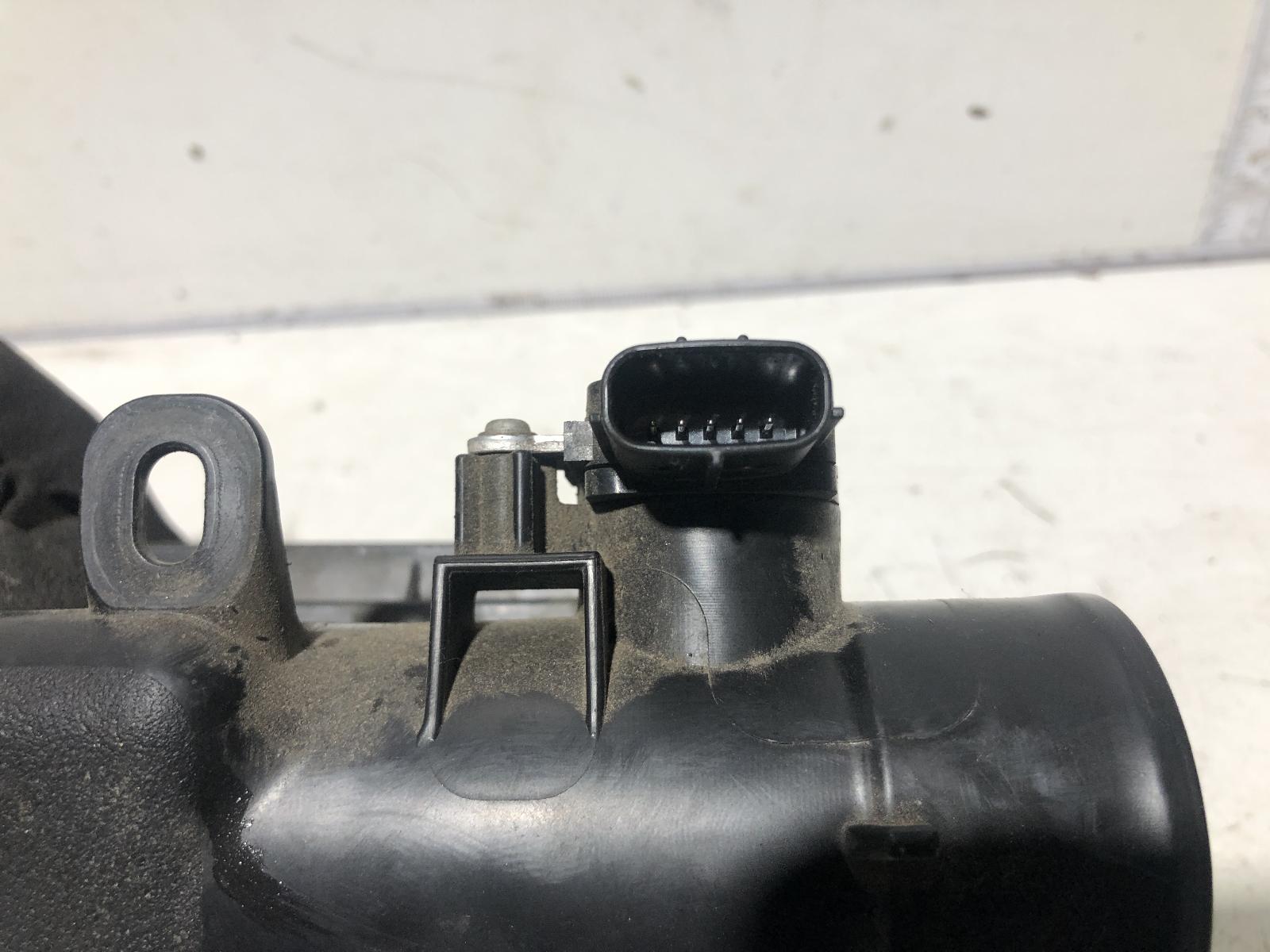 View Auto part Air Flow Meter Toyota Prius 2015