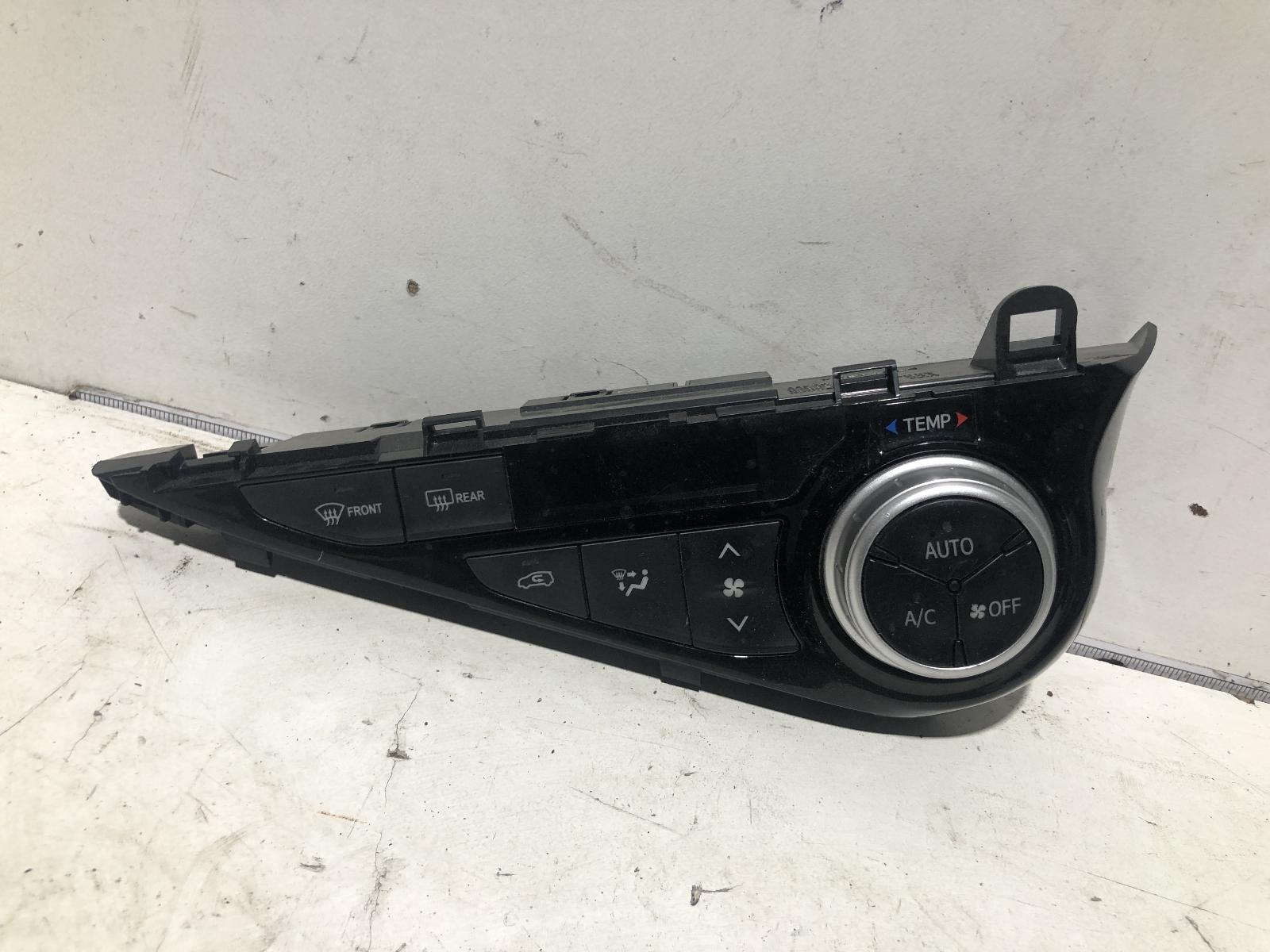 View Auto part Heater/Ac Controls Toyota Prius 2015