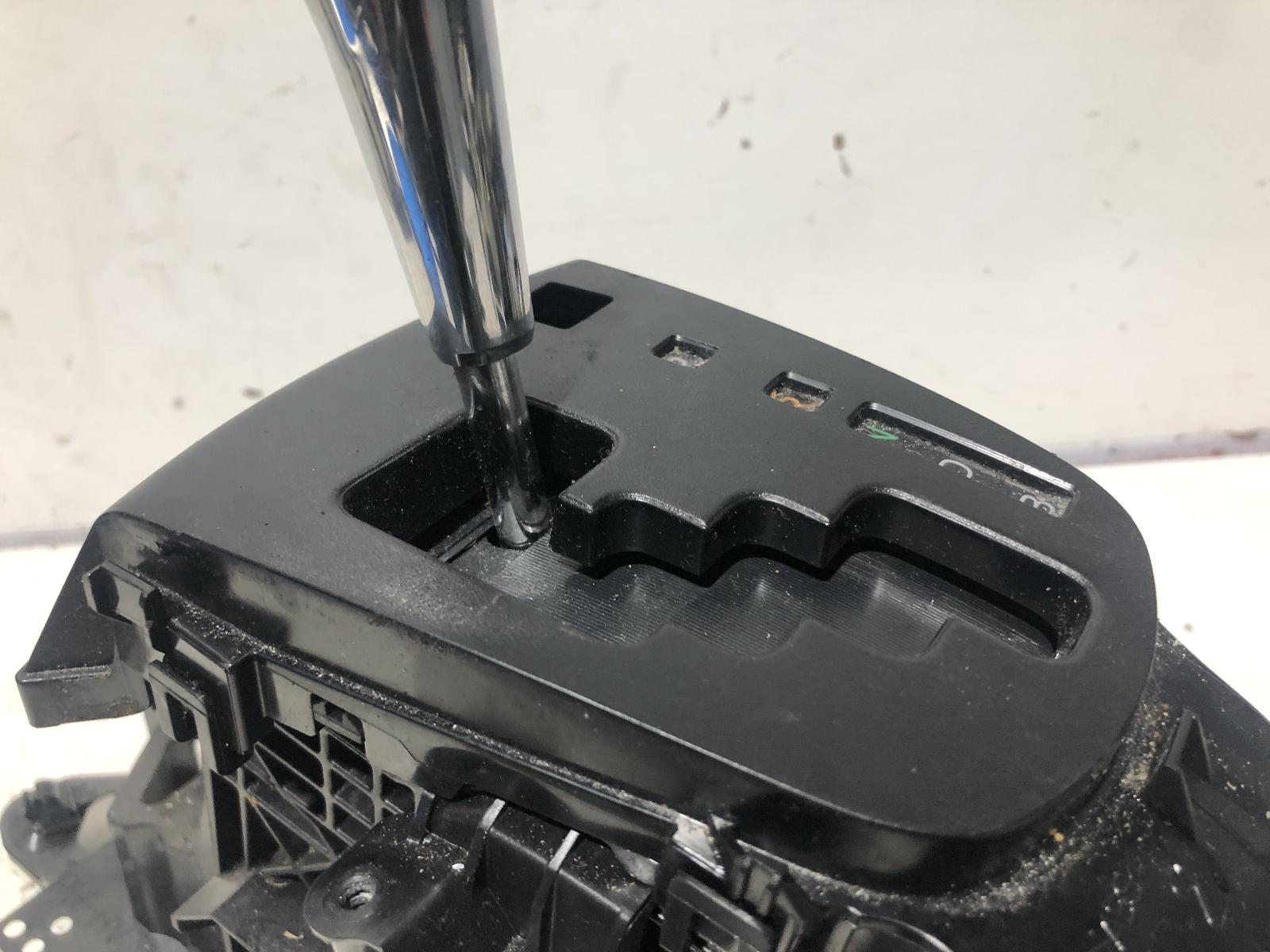 View Auto part Gear Stick/Shifter Toyota Prius 2015