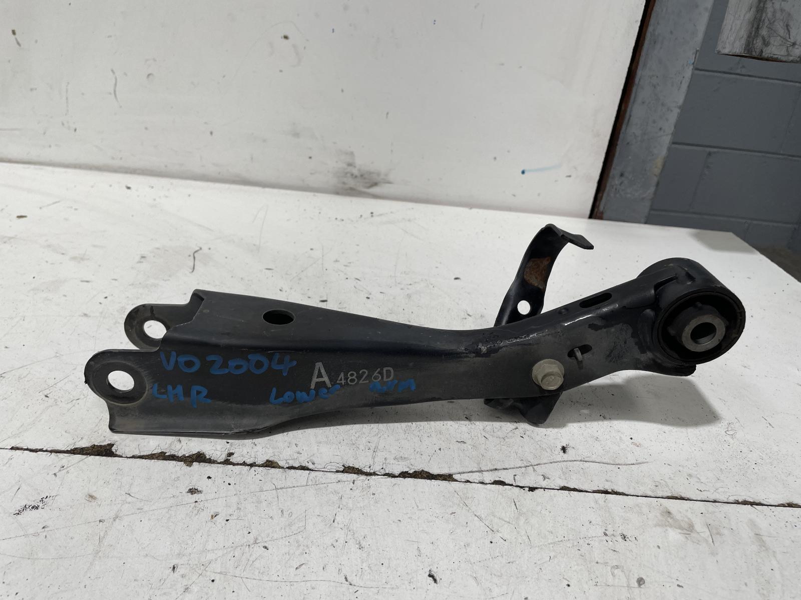 View Auto part Left Rear Trailing Arm Toyota 86 2014