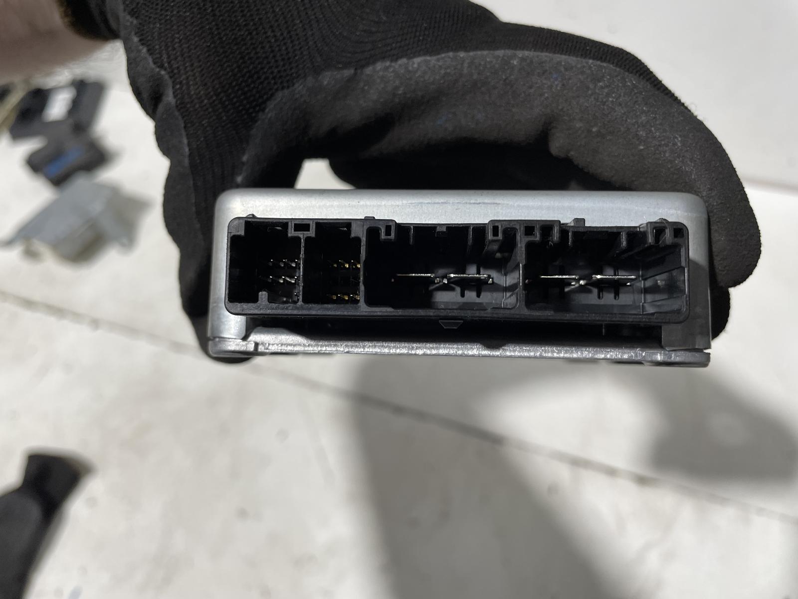 View Auto part Ecu Toyota Yaris 2012