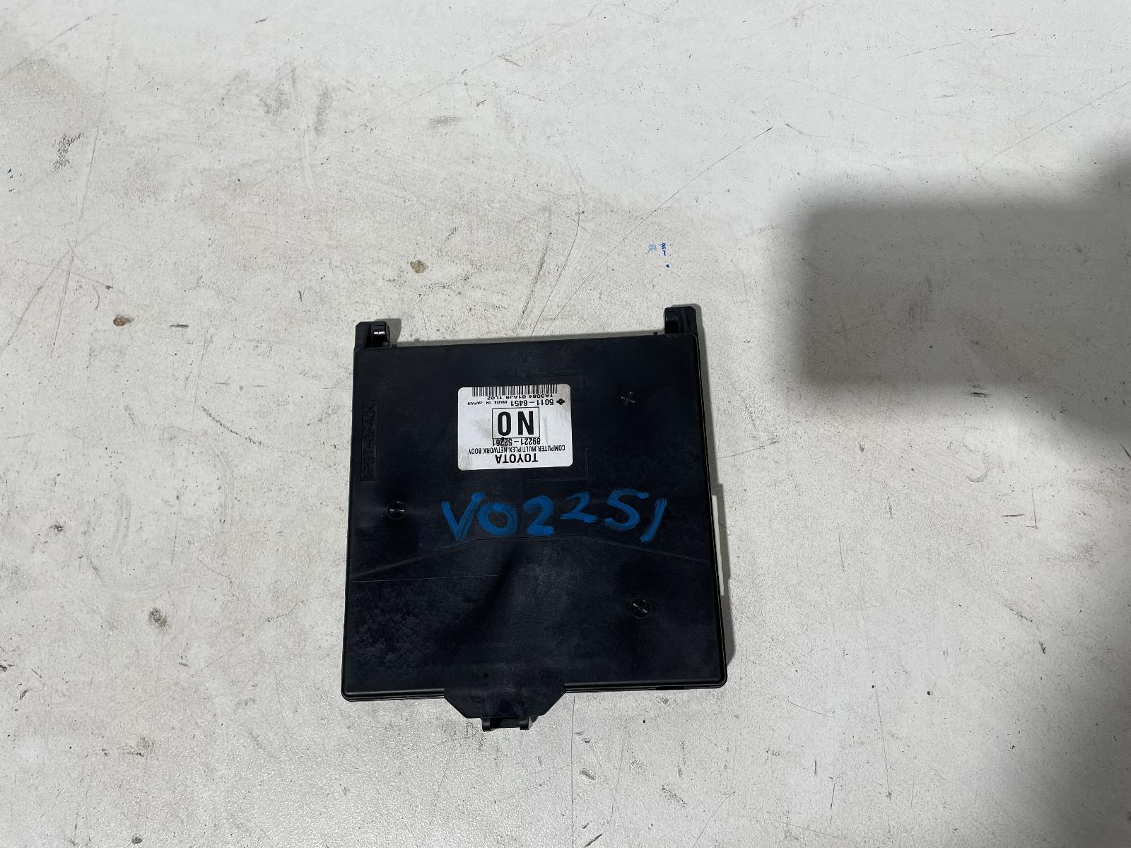 View Auto part Misc Switch/Relay Toyota Yaris 2012