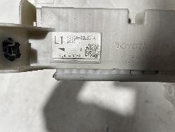 View Auto part Misc Switch/Relay Toyota Yaris 2012