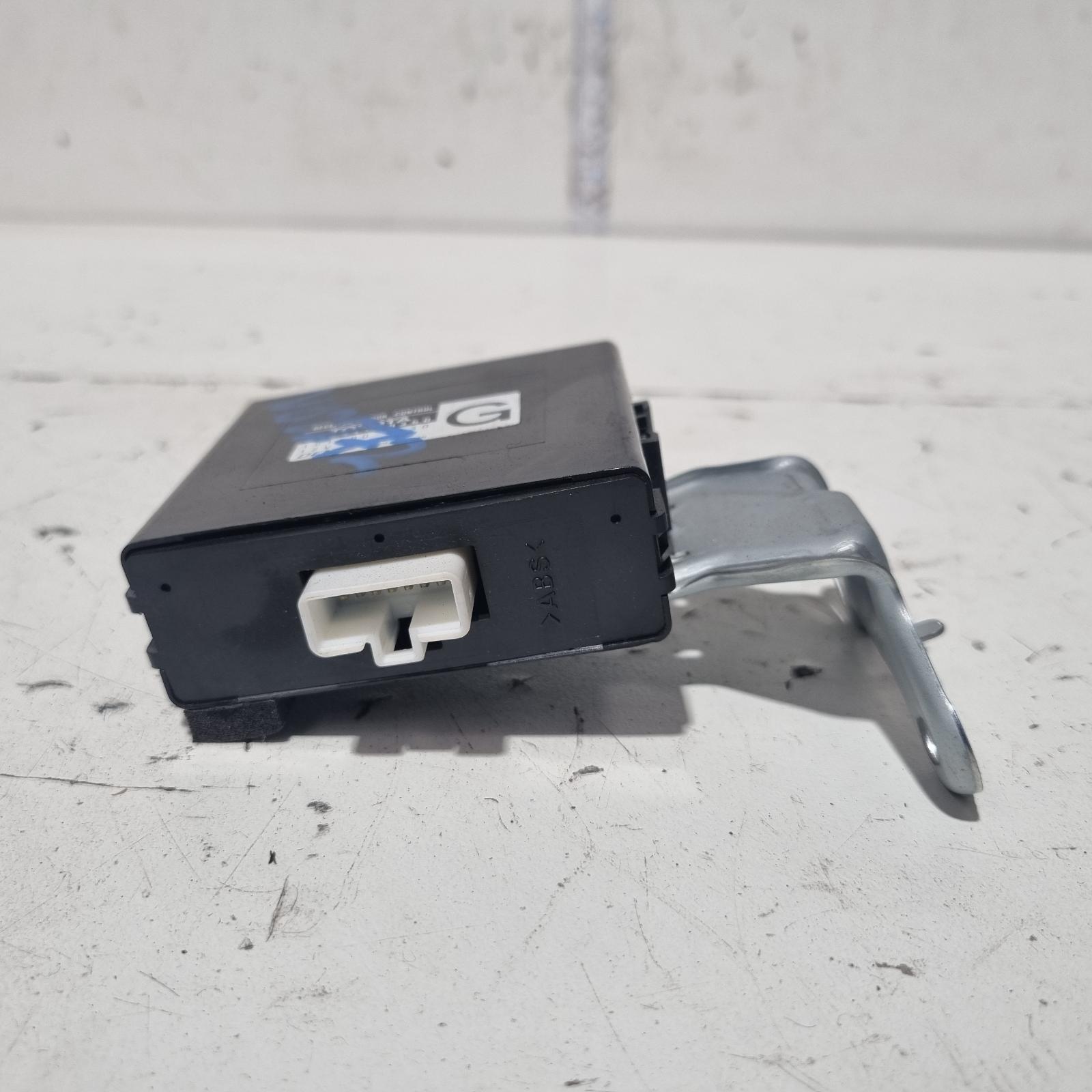 View Auto part Misc Switch/Relay Lexus Ls400 1998