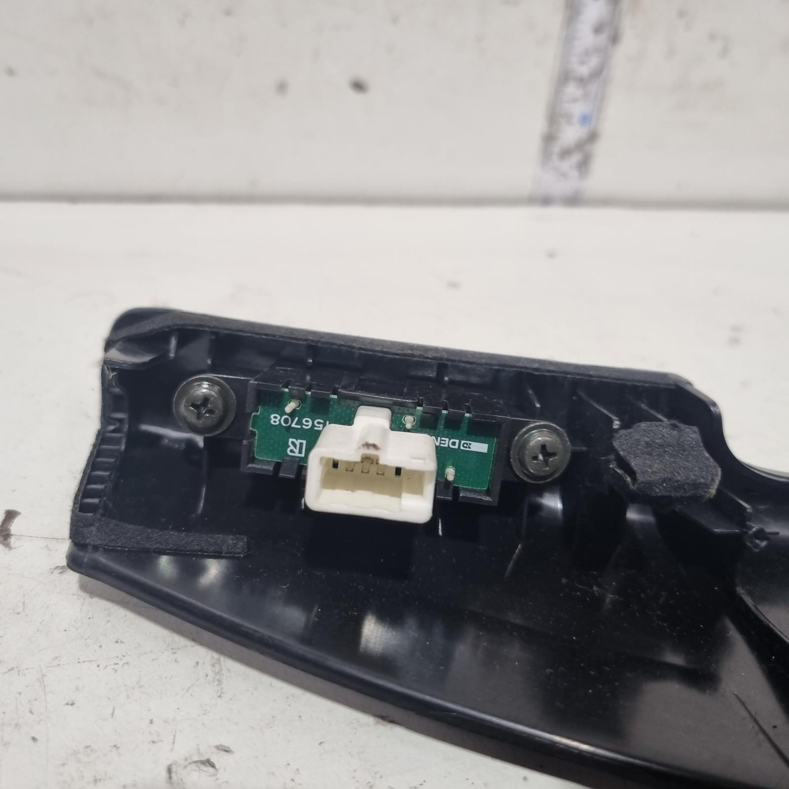 1998 Lexus Ls400 Trim Panel View Auto part Trim Panel Lexus Ls400 1998