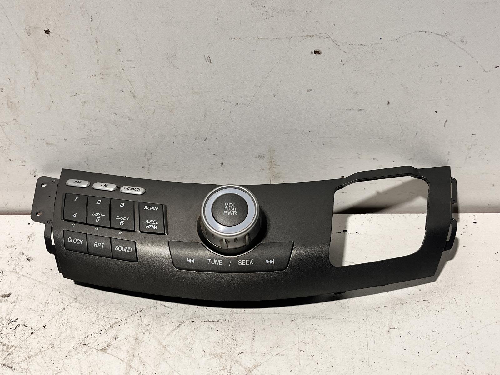 View Auto part Radio/Cd/Dvd/Sat/Tv Honda Odyssey 2006