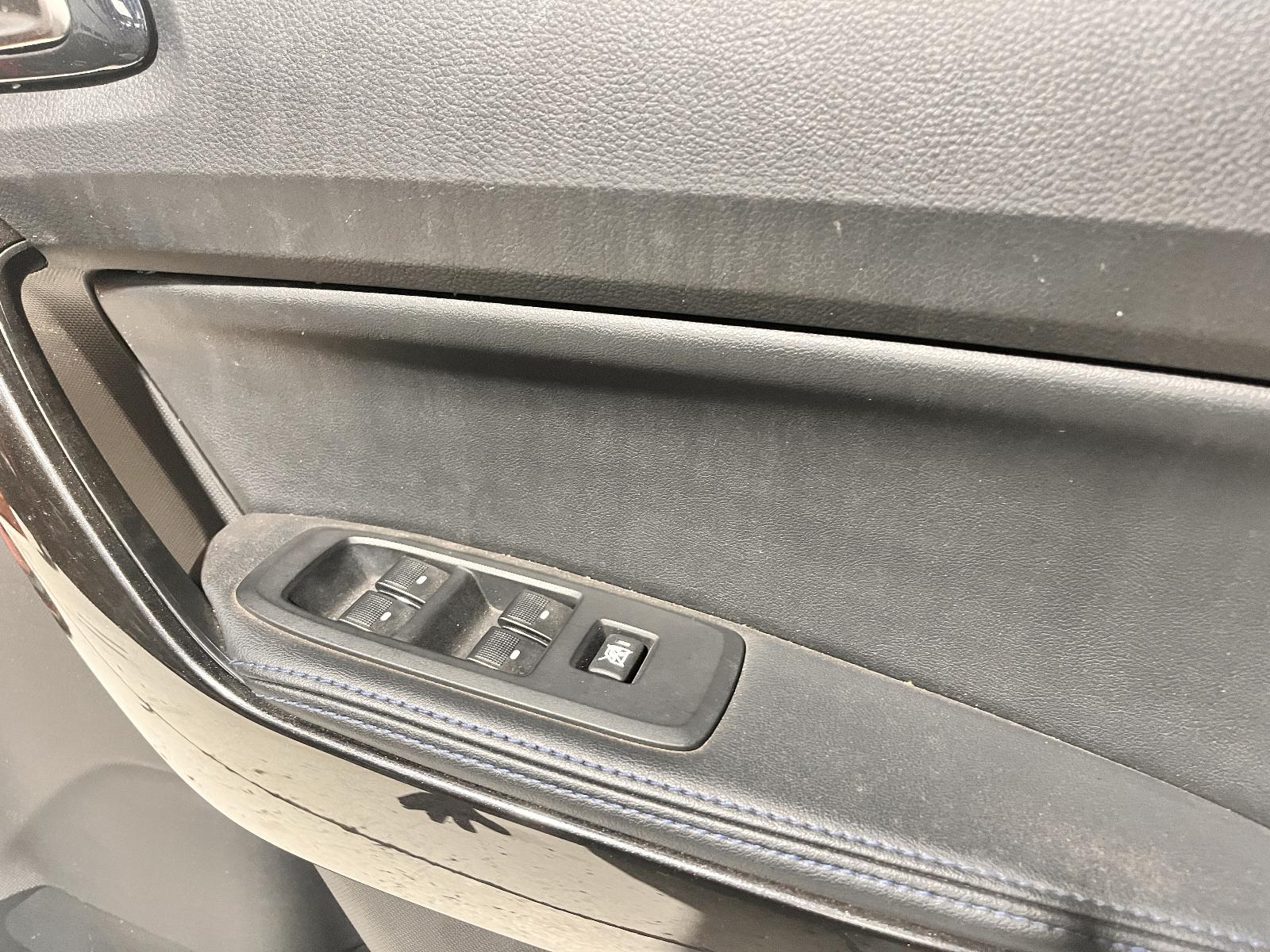 View Auto part Door Trim Ford Everest 2021