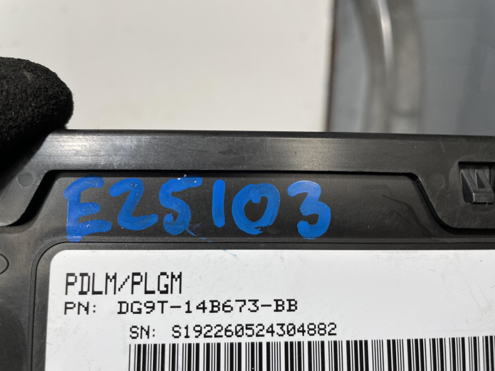 View Auto part Misc Switch/Relay Ford Everest 2021