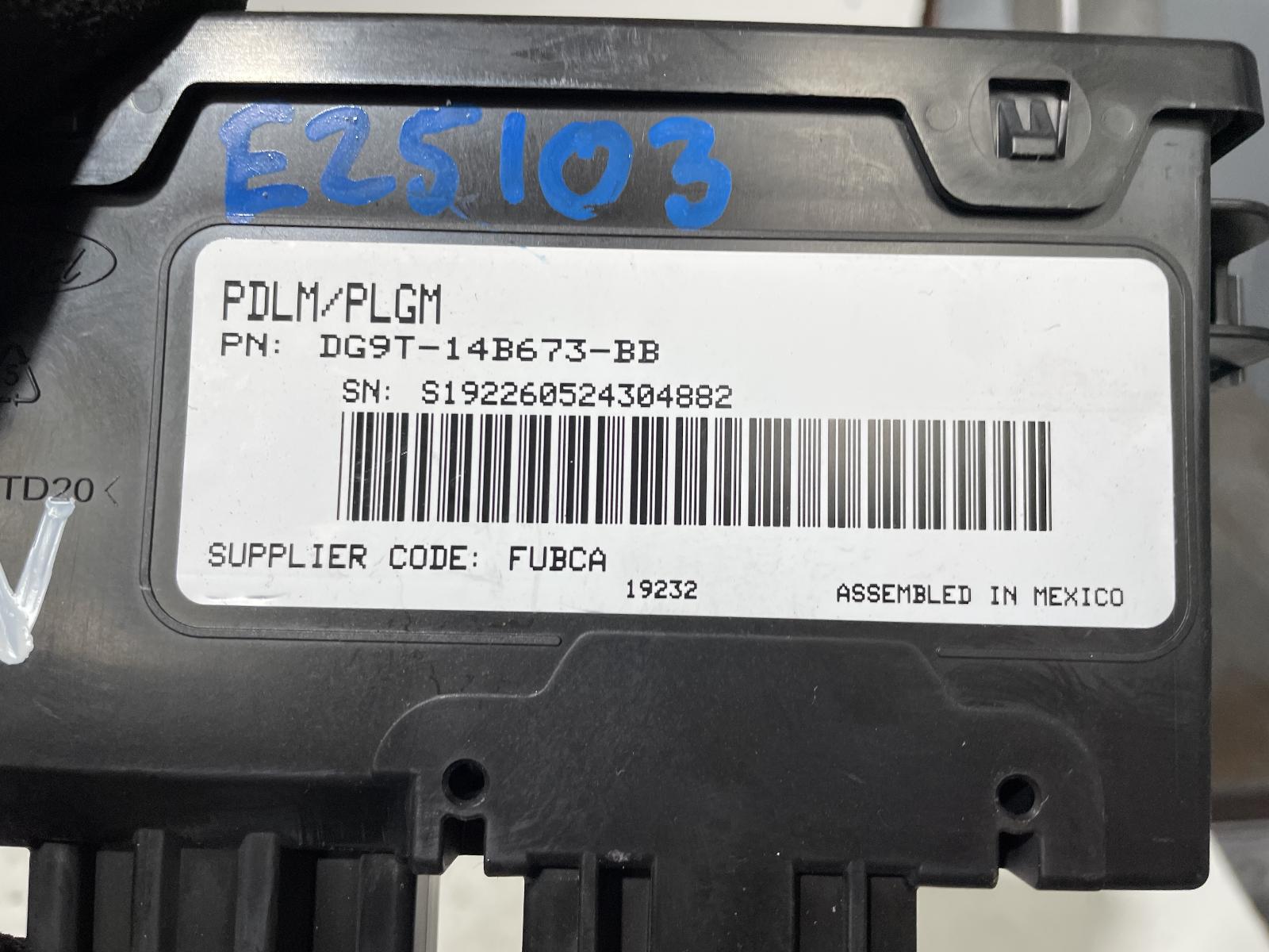 View Auto part Misc Switch/Relay Ford Everest 2021