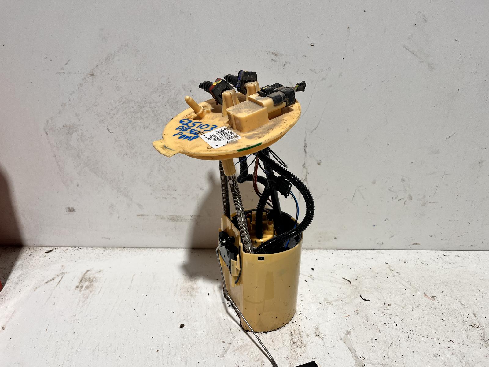 View Auto part Fuel Pump Ford Everest 2021