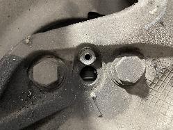 View Auto part Left Front Hub Assembly Bmw 3 Series 2005