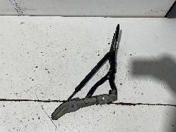 View Auto part Bootlid/Tgate Hinge Bmw 3 Series 2005