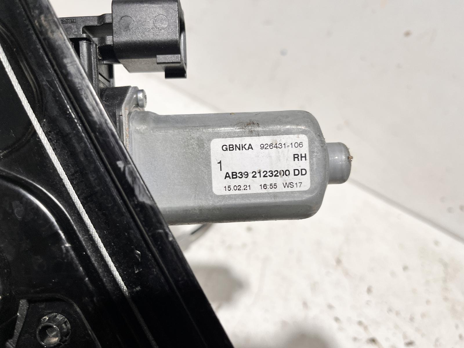 View Auto part Right Front Window Reg/Motor Ford Everest 2021
