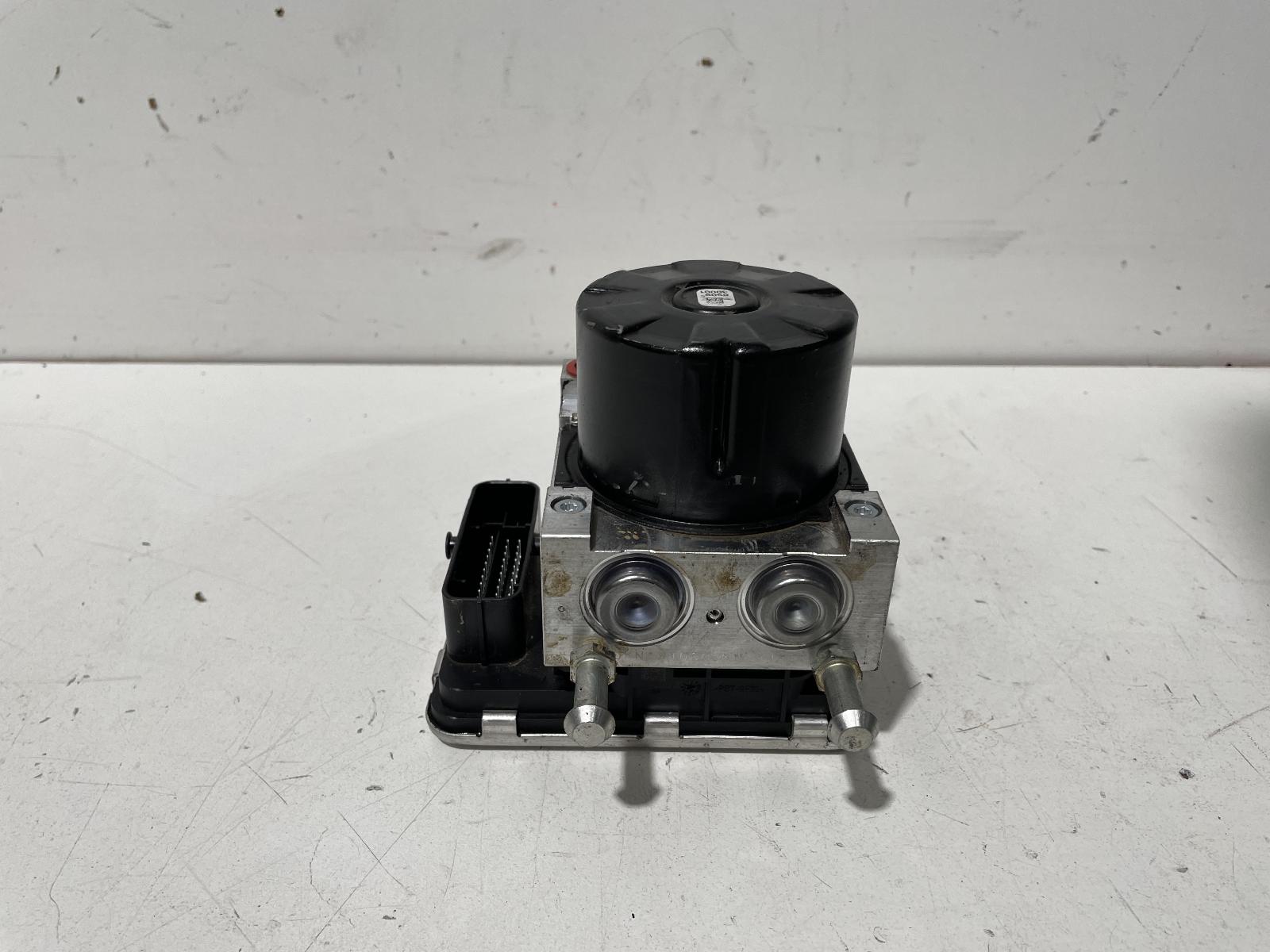 Abs Pump/Modulator Navara Nissan 2021